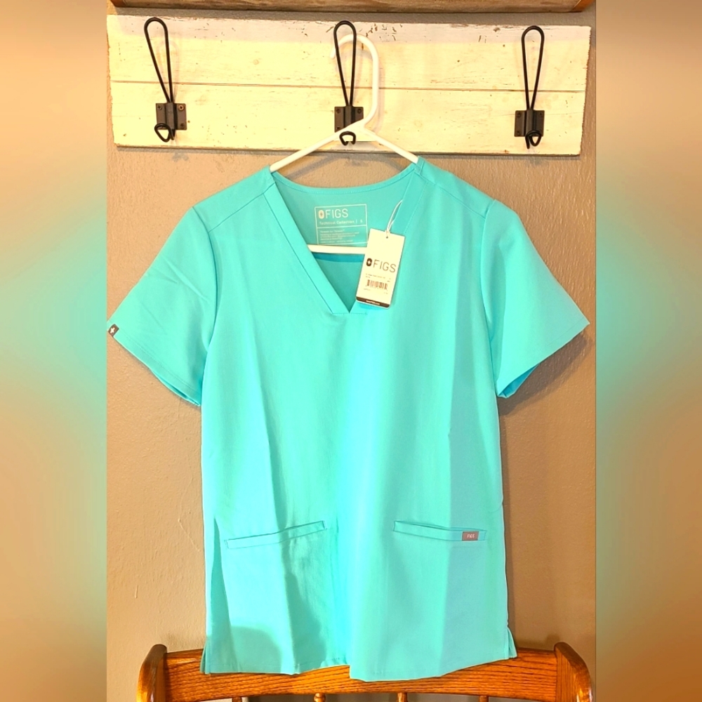 FIGS Casma Scrub Top Neon Blue